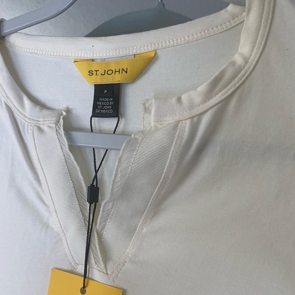 🌸💐 SUPER CUTE ST. JOHN TOP NWT💐💓 - Picture 3 of 7